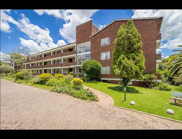 1 BEDROOM APARTMENT FOR SALE IN BLACKHEATH